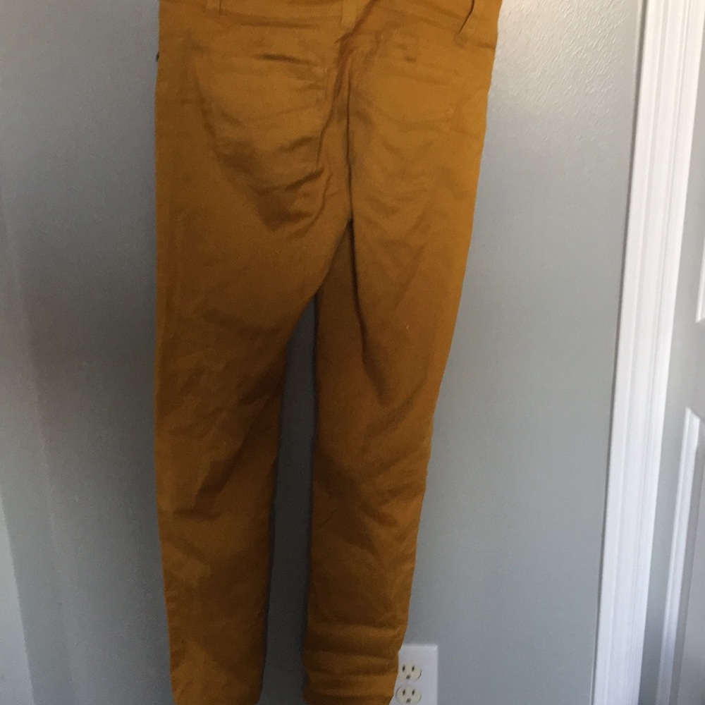 Jeans - Picture 2 of 3